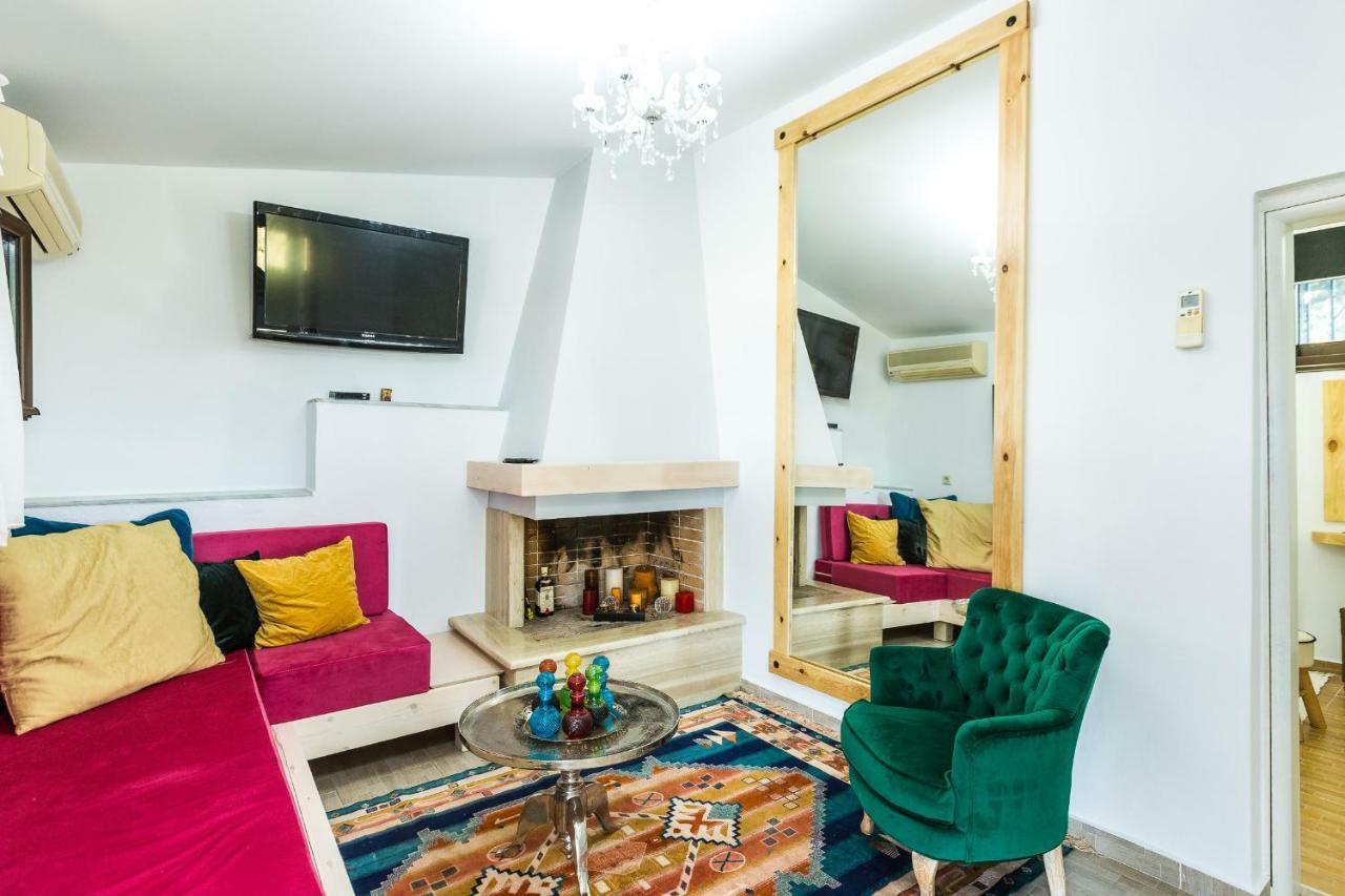 Evita'S Home Платанес Экстерьер фото